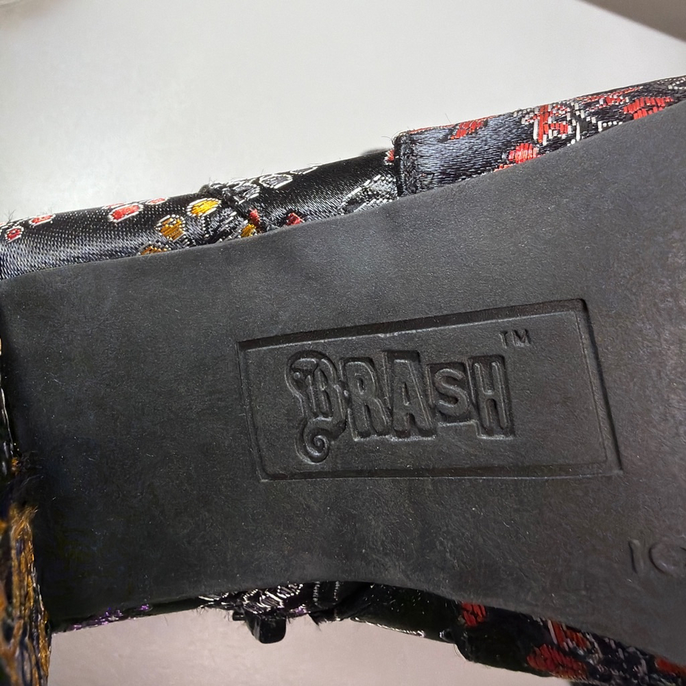 Brash Floral Tapestry Embroidered Ankle Boots Witchy Boho Size 6 Gypsy Festival - Picture 4 of 7